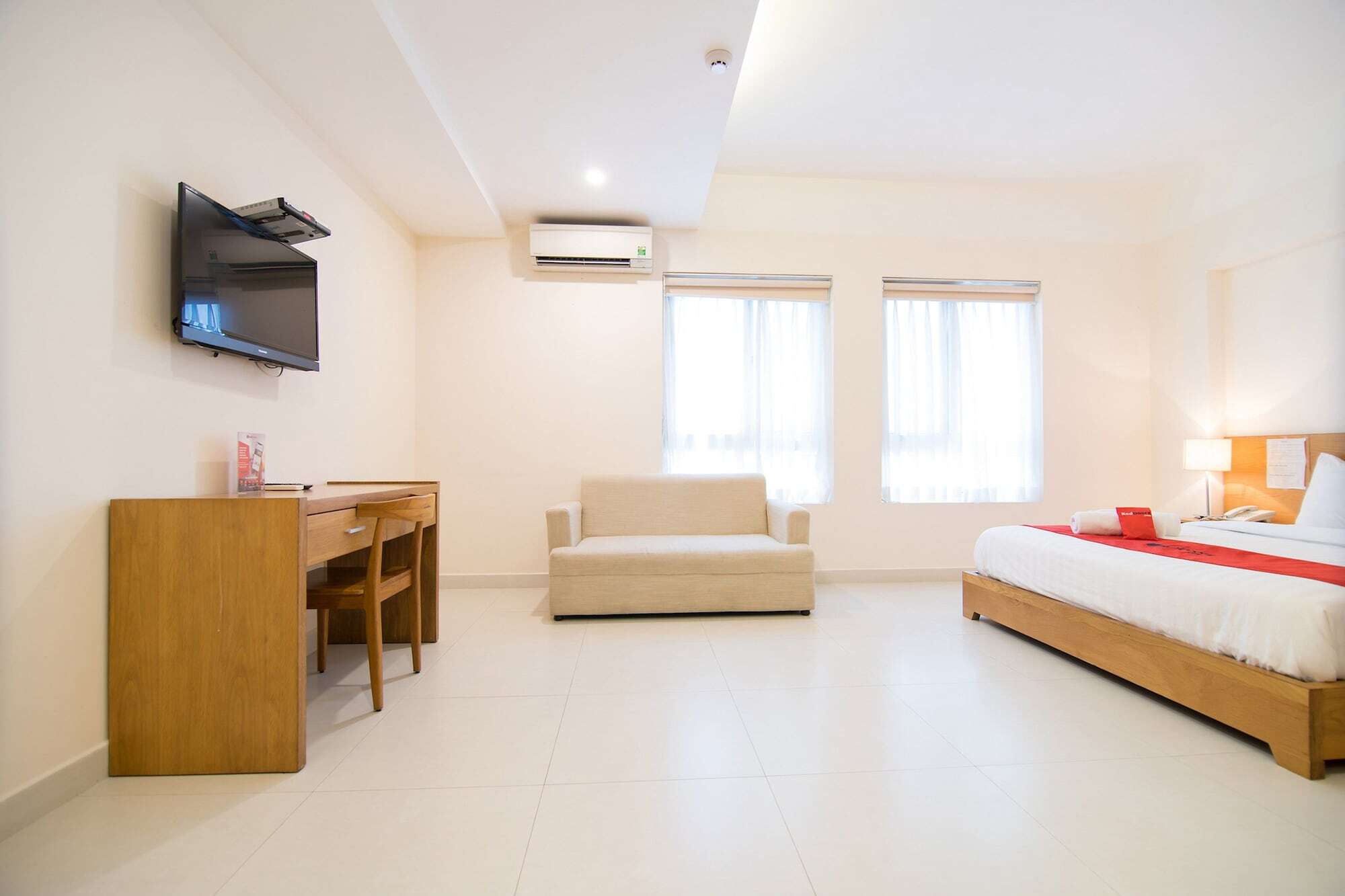 Reddoorz Plus Near Secc D7 Ciudad Ho Chi Minh  Exterior foto