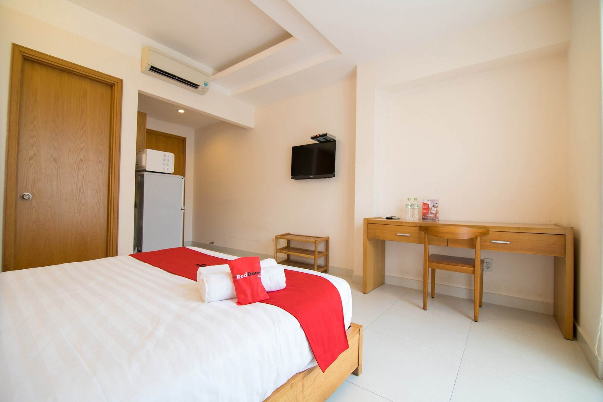 Reddoorz Plus Near Secc D7 Ciudad Ho Chi Minh  Exterior foto
